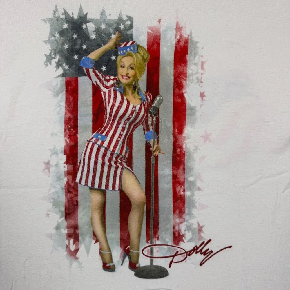 Vintage Dolly Parton WW2 Style Pin Up Model USA Flag Y2K Tour Concert TShirt - L - Picture 3 of 7